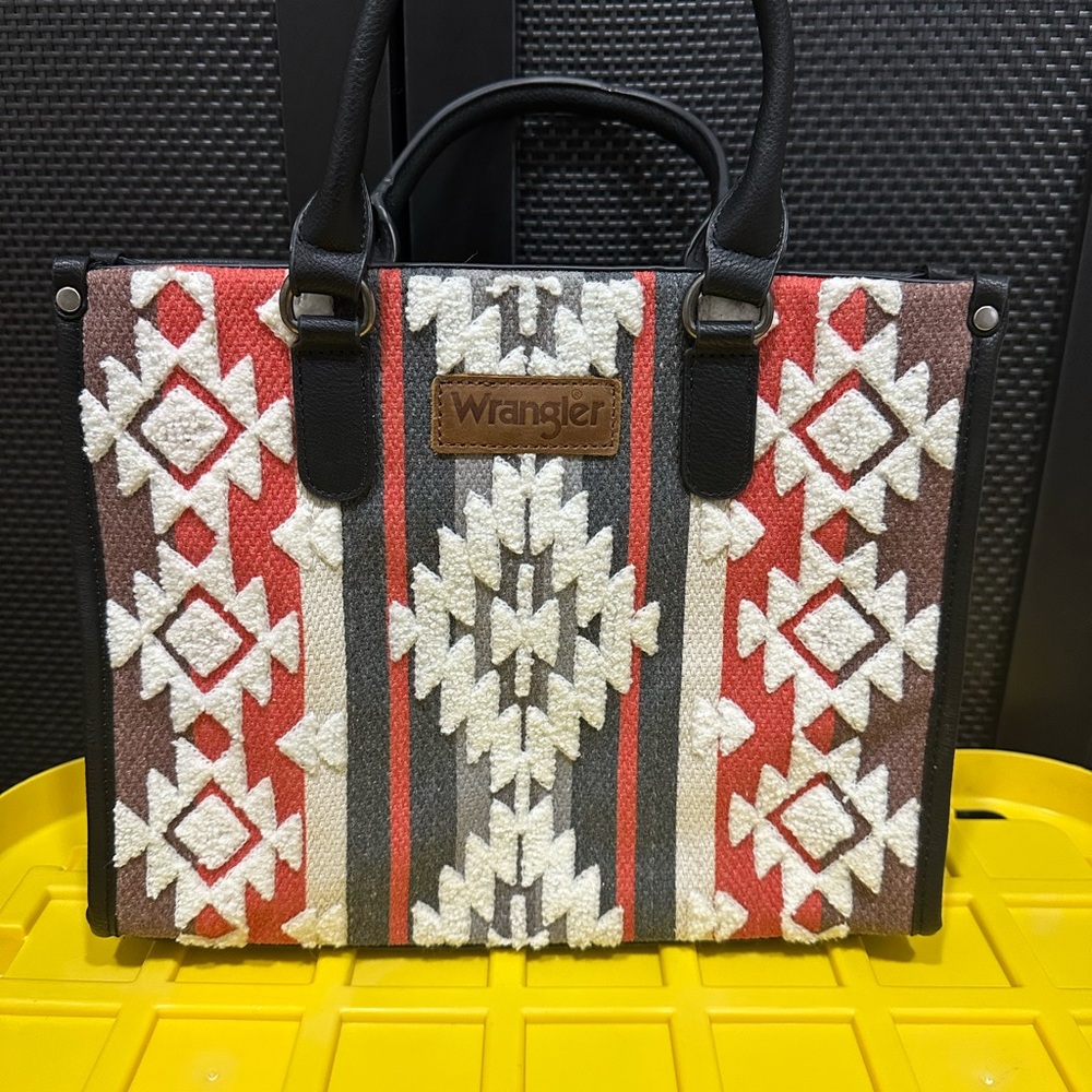 Wrangler Geometric Red and Cream Tote Bag